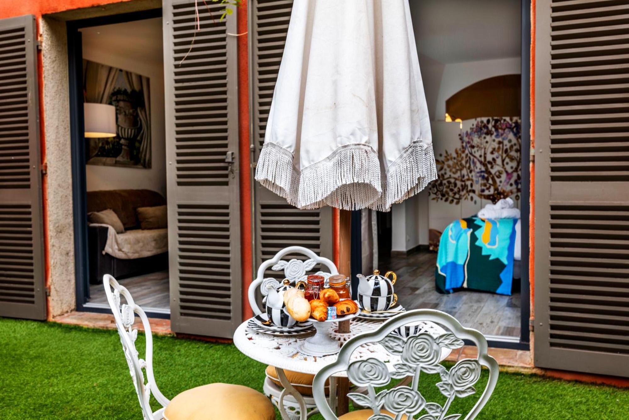 La Bravade Luxe Et Serenite Au Coeur De Saint-Tropez Suites Spacieuses Avec Jardin Enchanteur Exterior foto